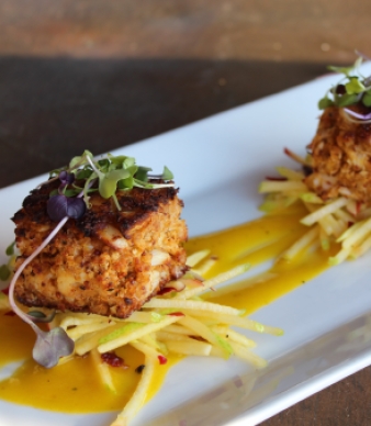 Monty's River Grille at Great River Golf Club